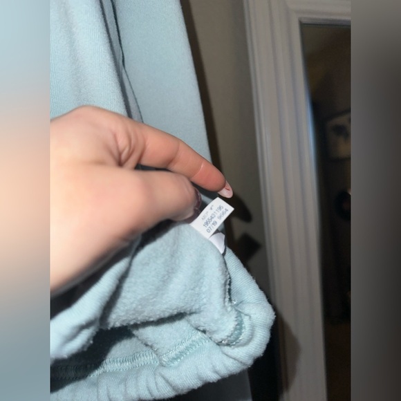 AE Cropped Quarter Zip Pullover - Picture 6 of 8